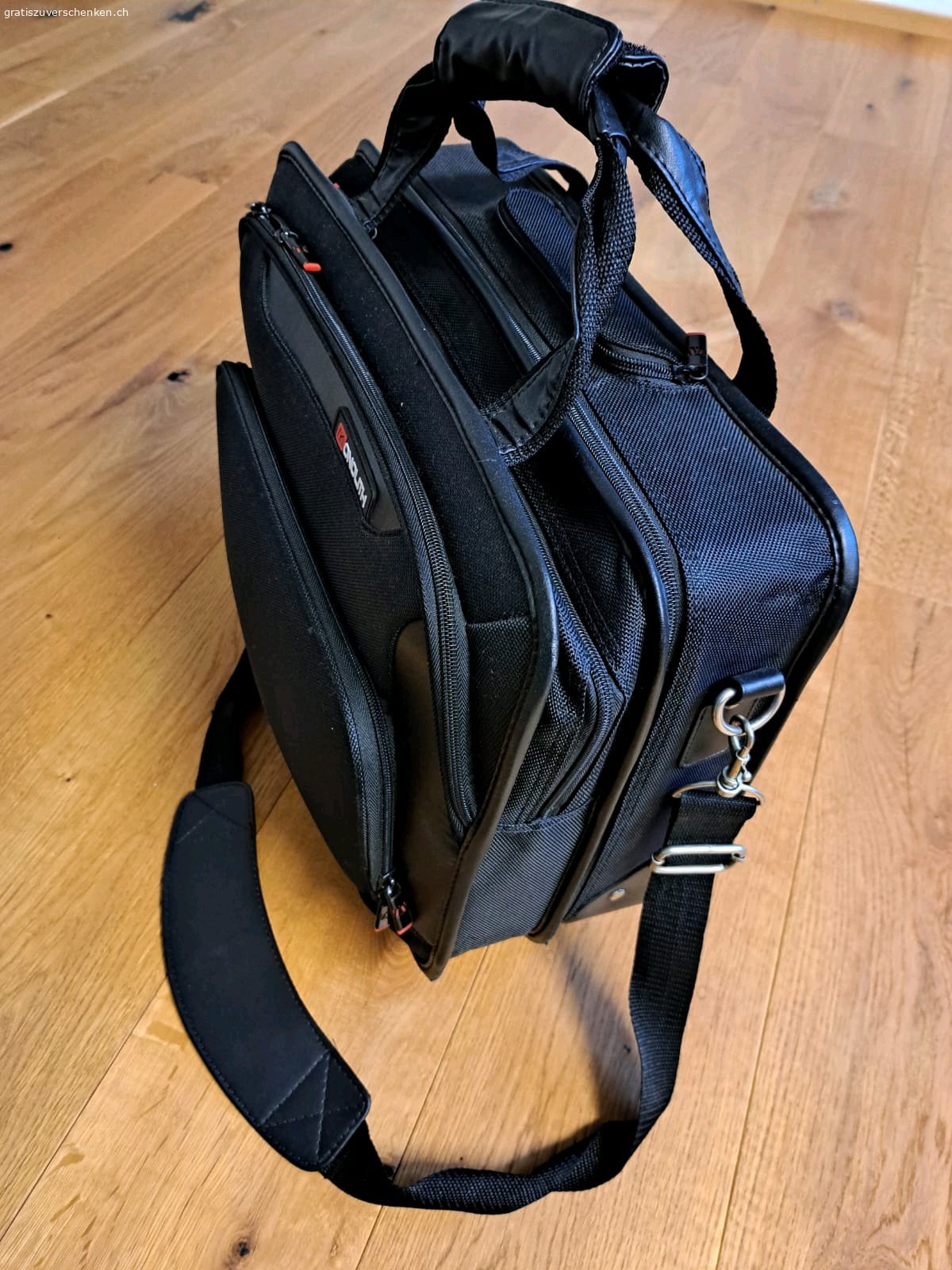 Tasche für Büro/Laptop. Aktentasche mit Kofferfunktion. Nur Abholung