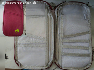 TRAVEL POUCHES