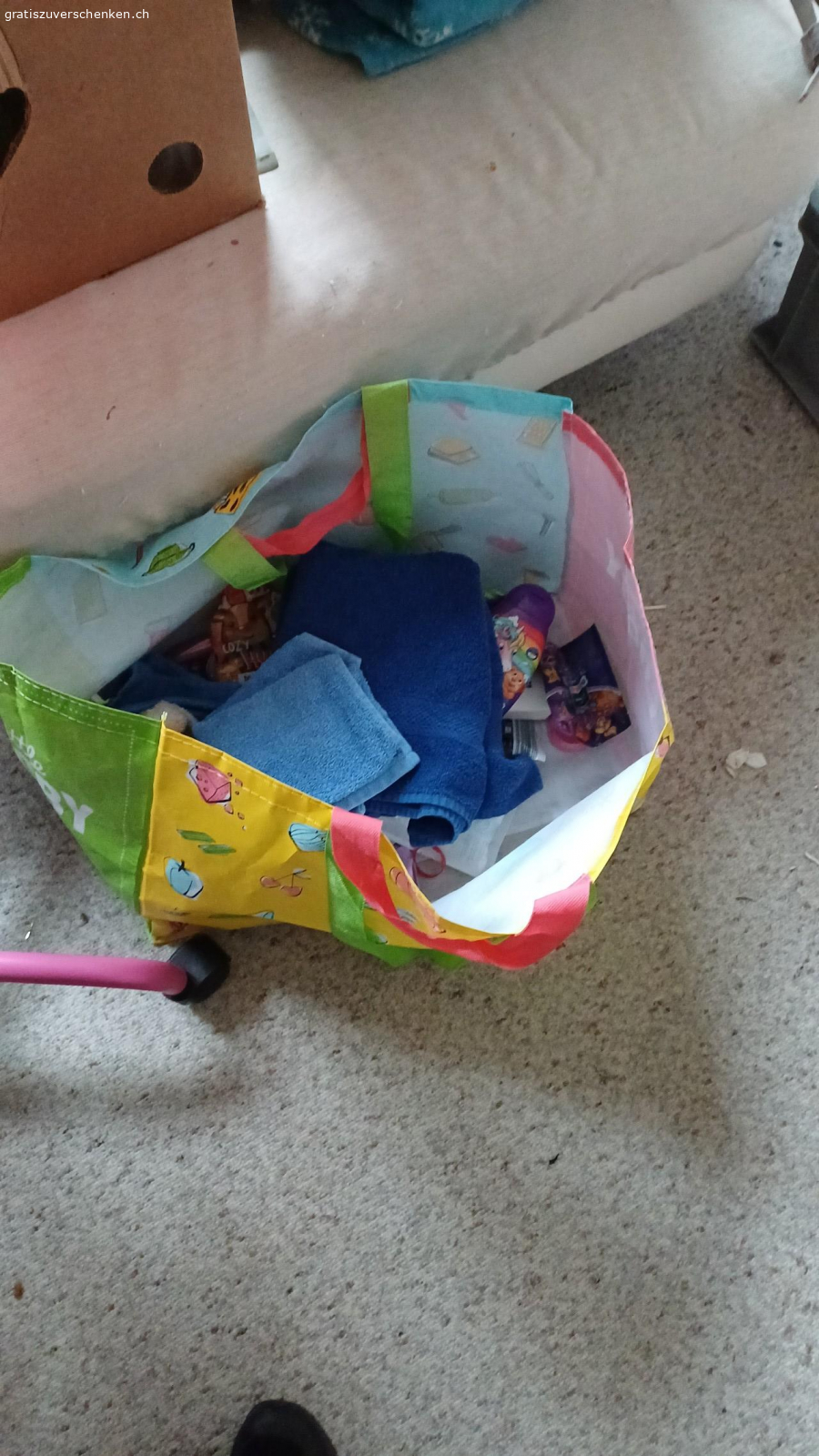 Tücher  bade Tücher. Gut bis neu 
Nur Abholung