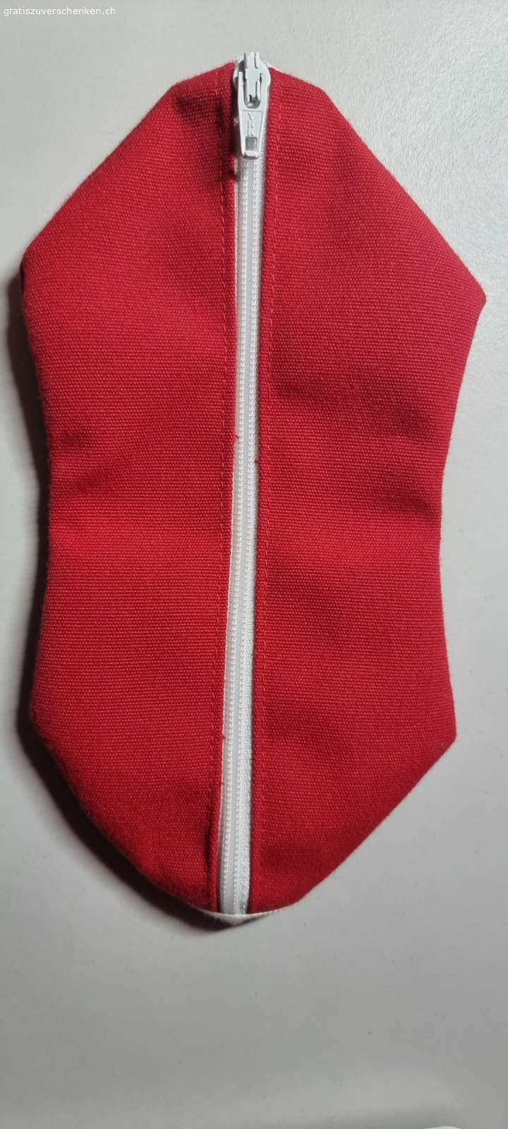 Verschiedene Sachen Gratis. Gratis abzuholen in Eggersriet 
Je nachdem auch per Postversand möglich doch die Versandkosten müssten selbst übernommen werden.