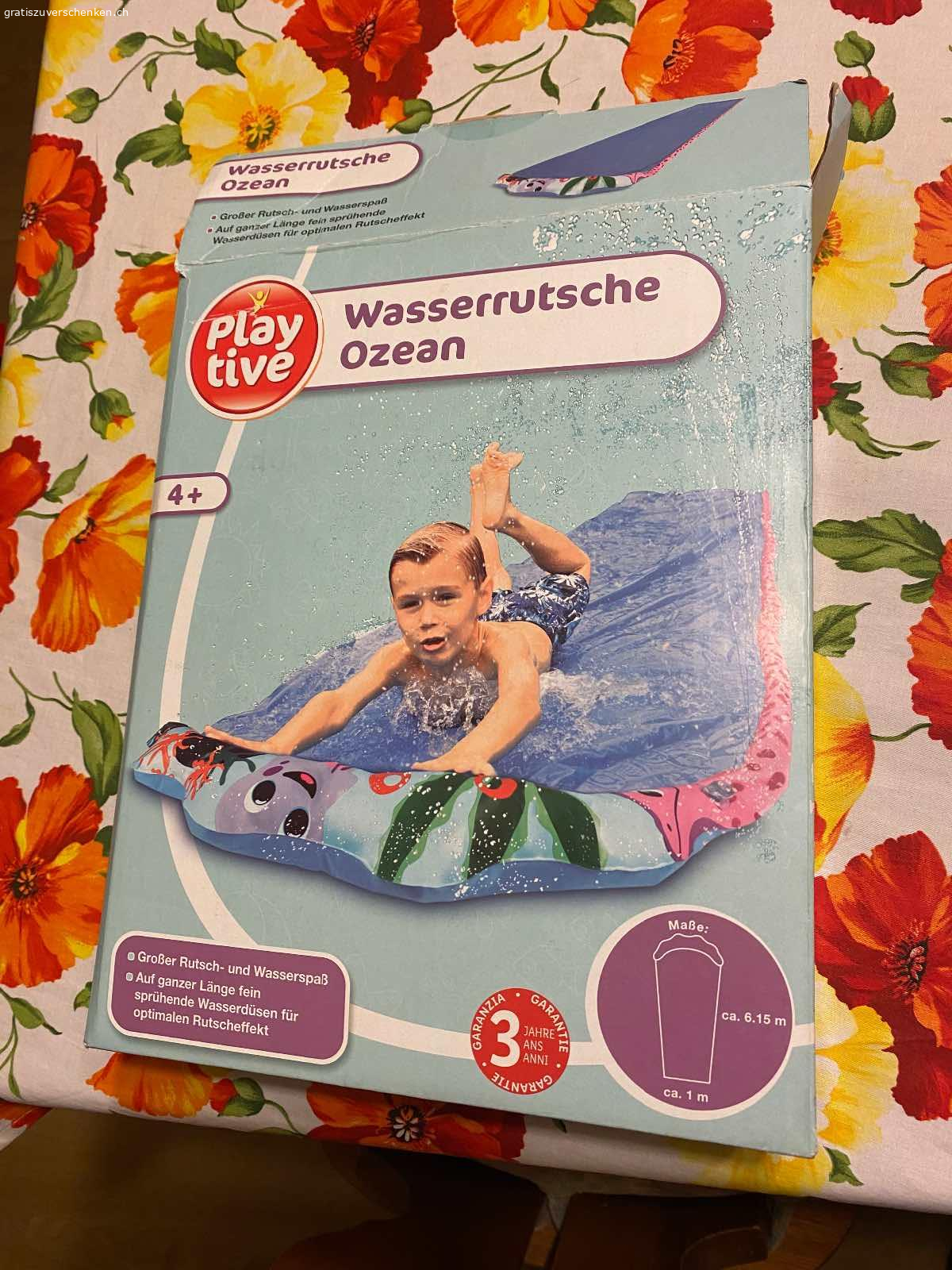 Wasserrutsche. Wasserrutsche für Kinder