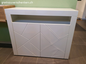 weisser Schrank