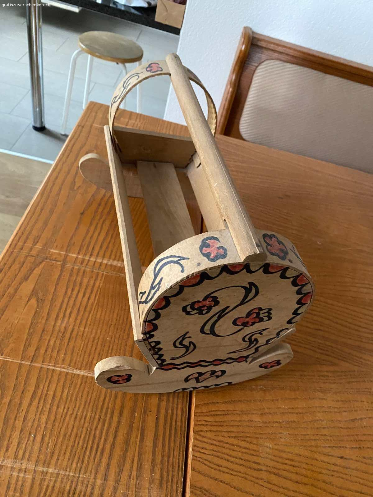 Wiege für Puppen. Wiege für grössere Puppe, aus Holz