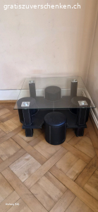 Wohnzimmer Tisch mit 4 Hocker