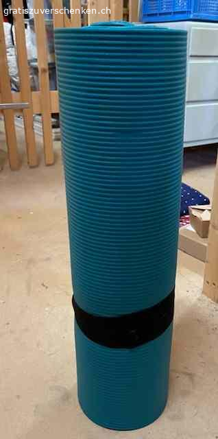 Yogamatte. Zu verschenken gut erhaltene Yogamatte